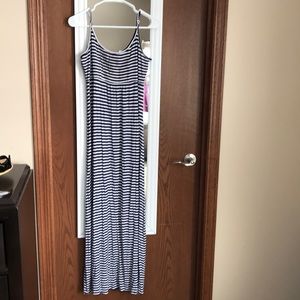 Calvin Klein Size 8 -Maxi Dress